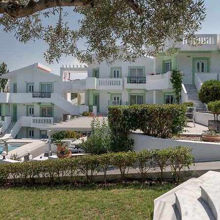 Villa Life Agia Marina Exterior foto